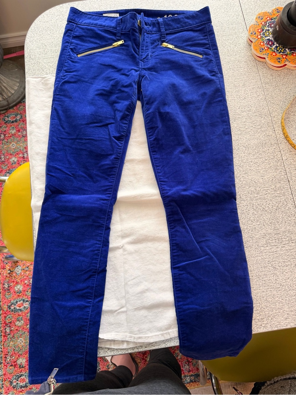 Gap Women’s Slim velvet Jeans in Royal Blue NWOT